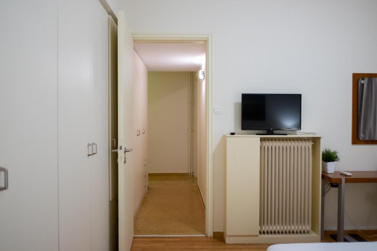 Two Bedroom Apt In Syntagma - Ermou Area Атина Екстериор снимка
