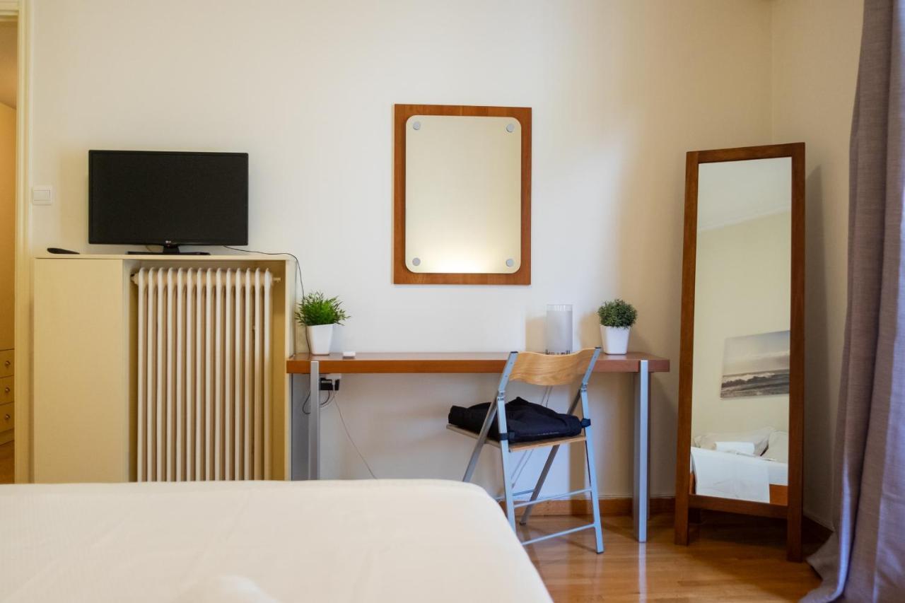 Two Bedroom Apt In Syntagma - Ermou Area Атина Екстериор снимка
